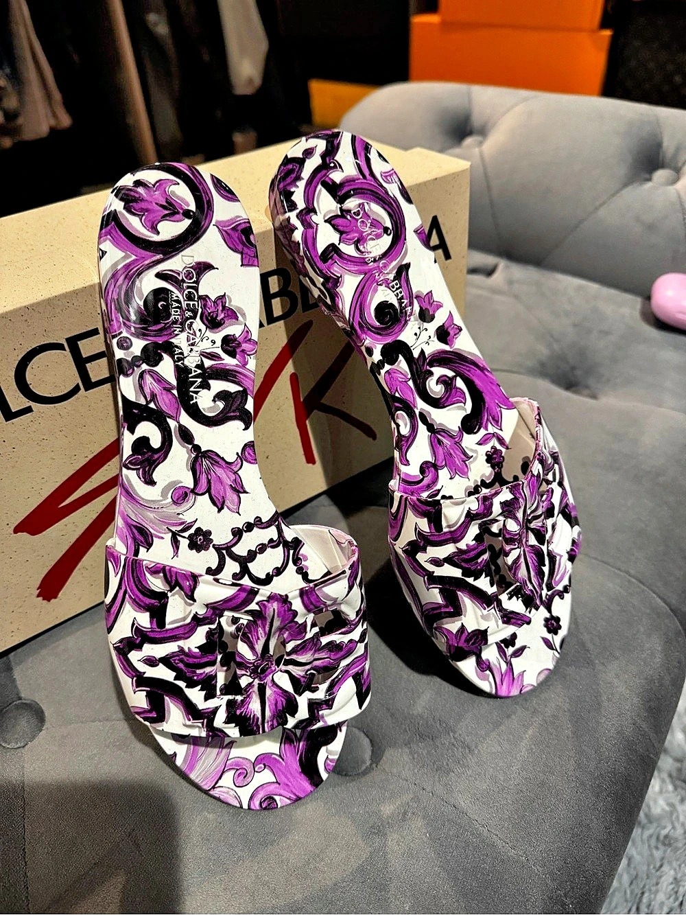 Dolce & Gabbana Maiolica Print Slide Sandals Purple & White - Picture 3 of 4